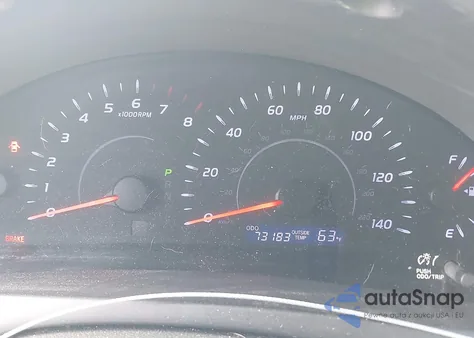 2010 Toyota Camry Se/Le/Xle z USA, uszkodzony, nr VIN 4T4BF3EK3AR053113